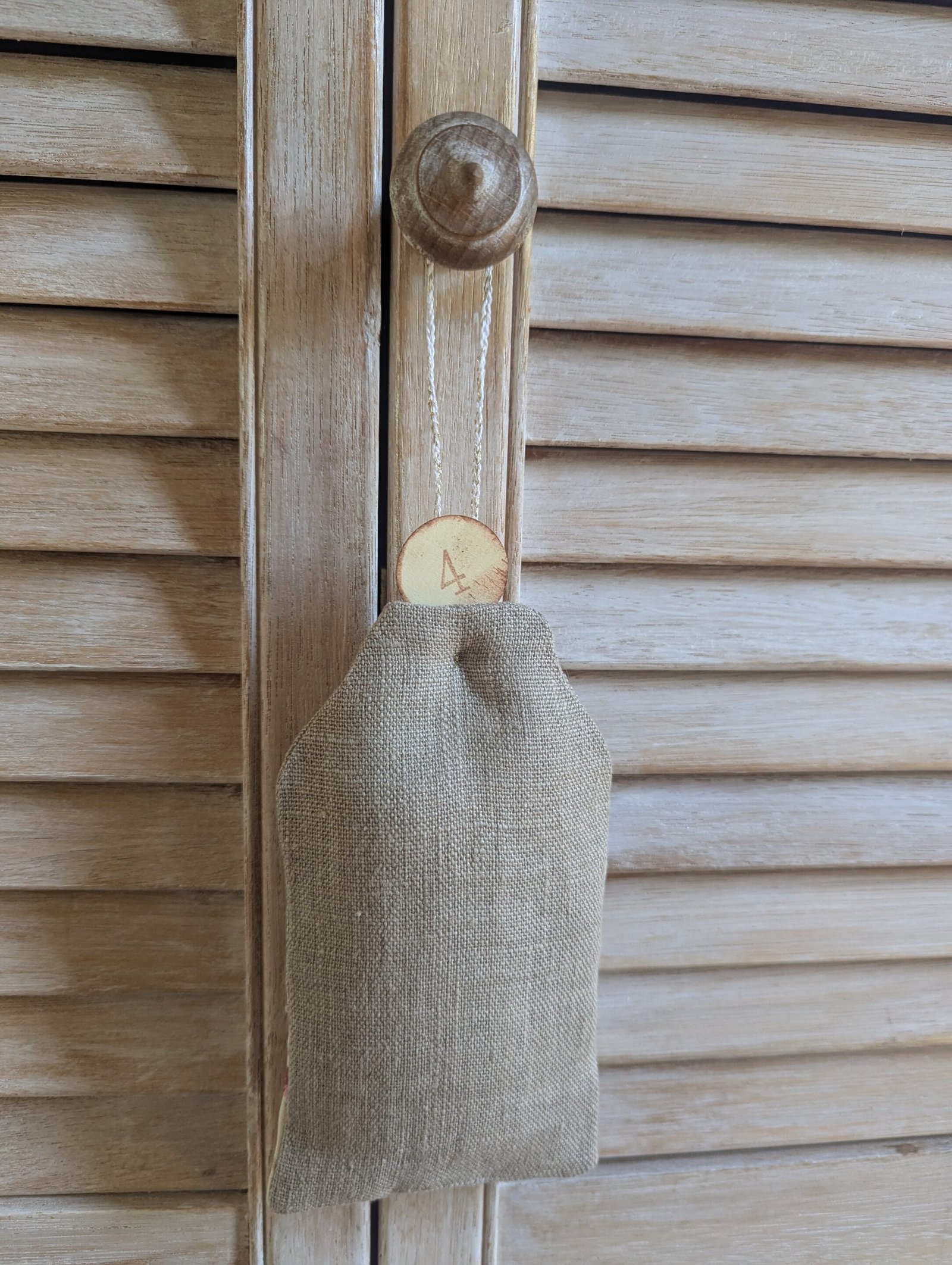 Dos de l'étiquette de porte